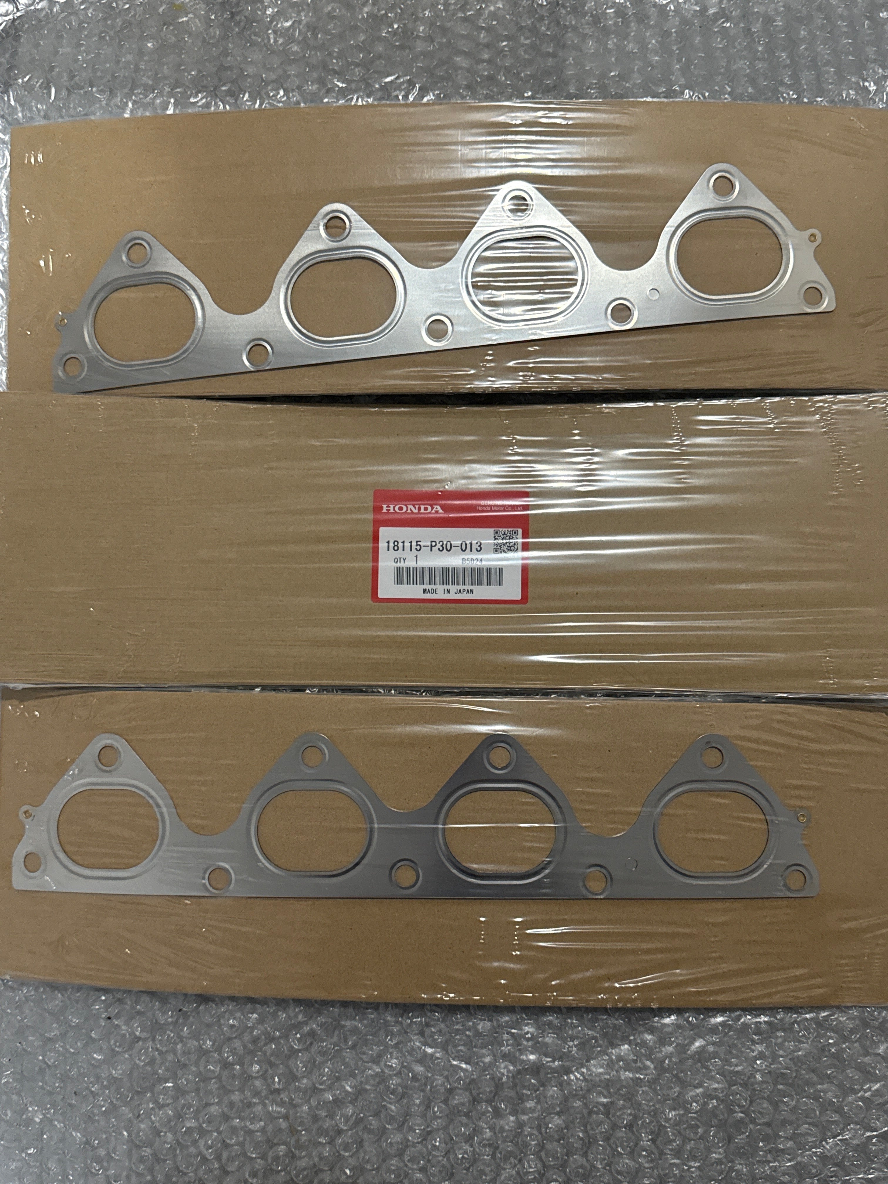 HONDA GENUINE EXHAUST MANIFOLD GASKET 18115-P30-013 BSERIES EK9 DC2 DB8 EK4 EG6