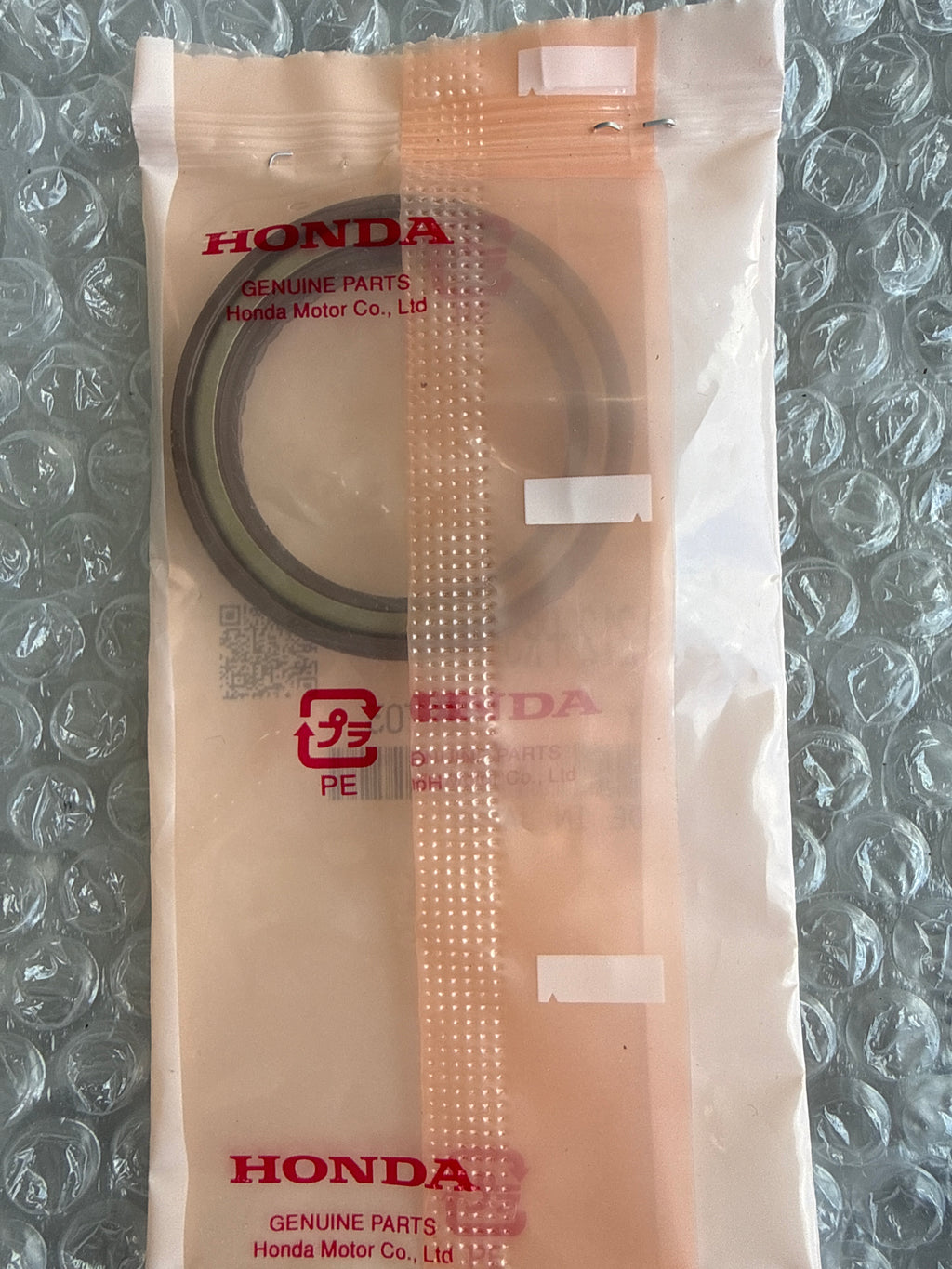 HONDA GENUINE CRANKSHAFT SEAL - OIL PUMP SIDE 91212-PR3-003 BSERIES