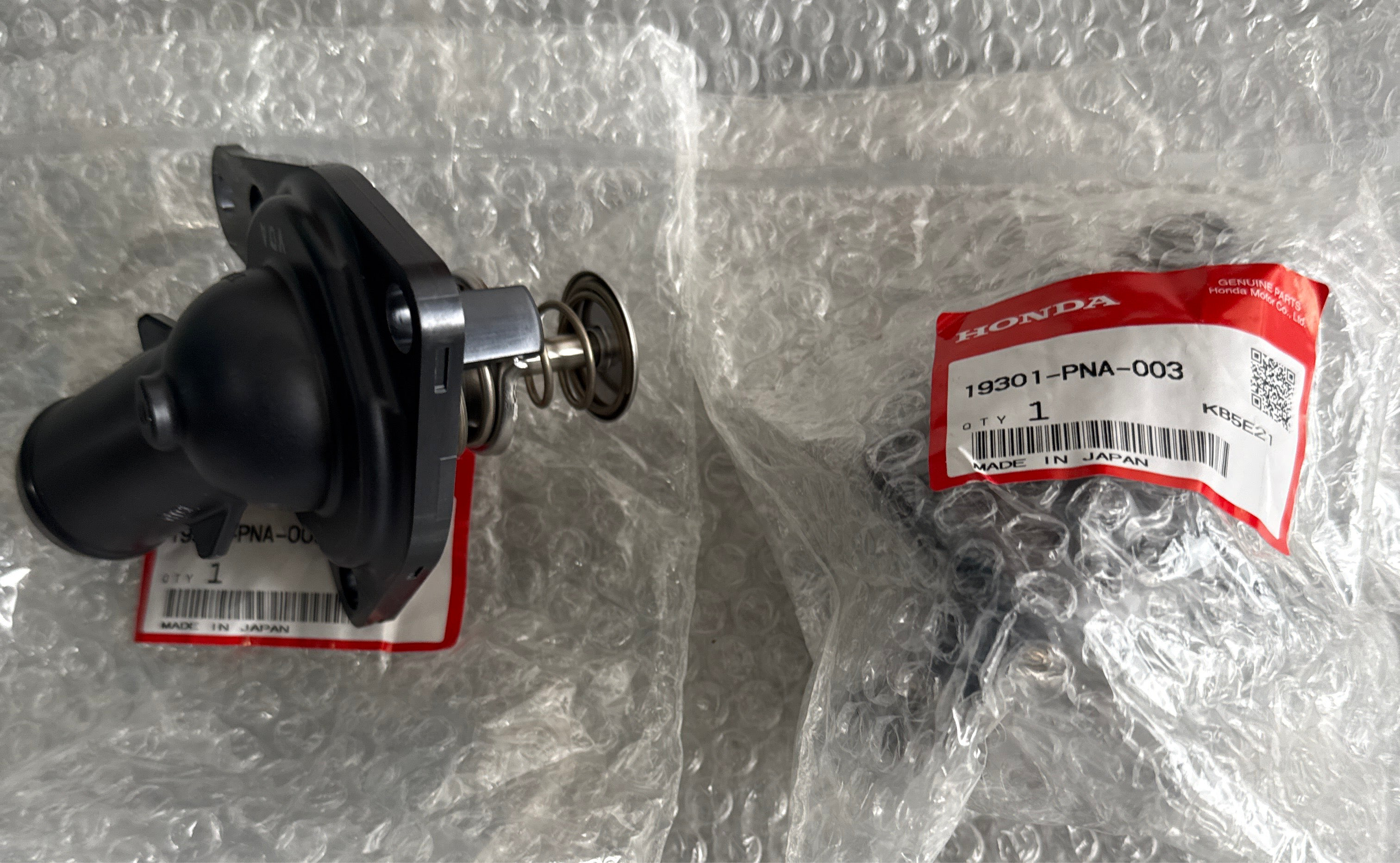 HONDA GENUINE THERMOSTAST - 19301-PNA-003 KSERIES EP3 DC5