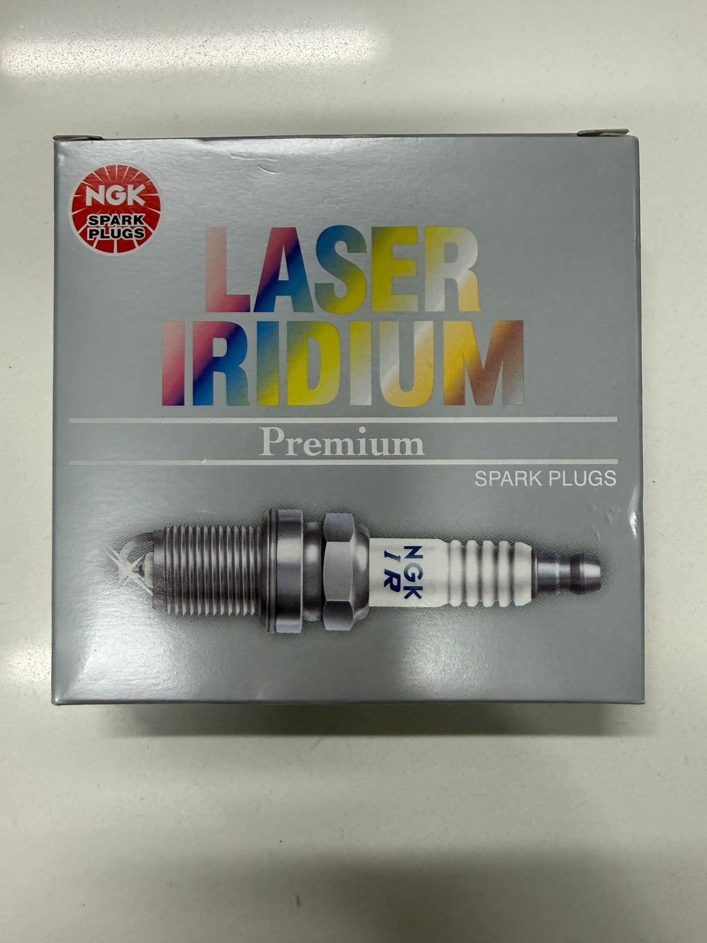 NGK ILZKAR8H8S LASER IRIDIUM SPARK PLUG 95112 (x4) MADE IN JAPAN